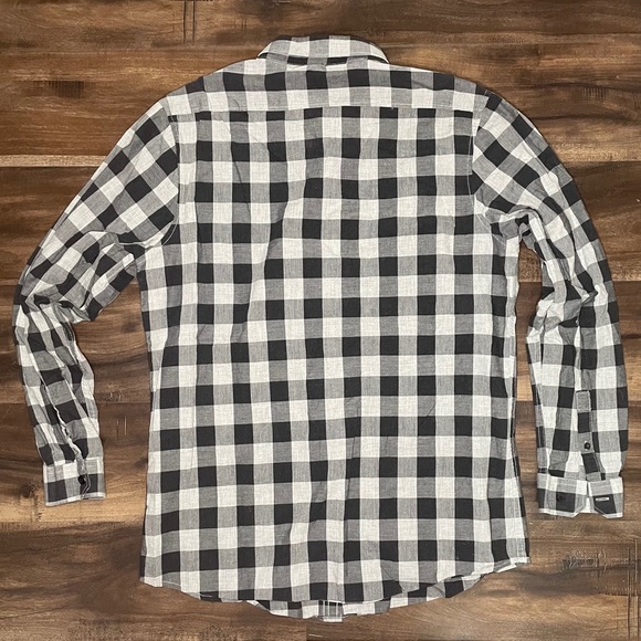 Men’s Button Up - Picture 2 of 3